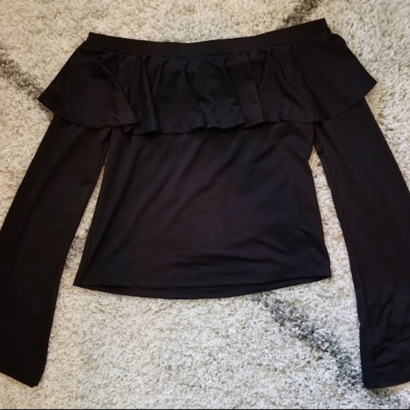 NWT Black Long Sleeve Off-Shoulder Ruffle Blouse - Picture 3 of 4